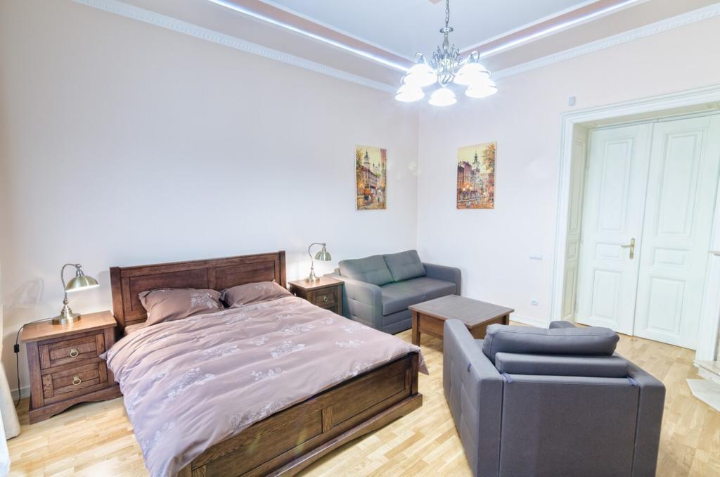 Apartment Grebinky 9 Lviv Kültér fotó